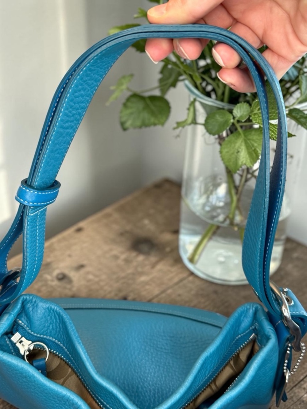 Coach Legacy Slim Duffle - Picture 16 of 16